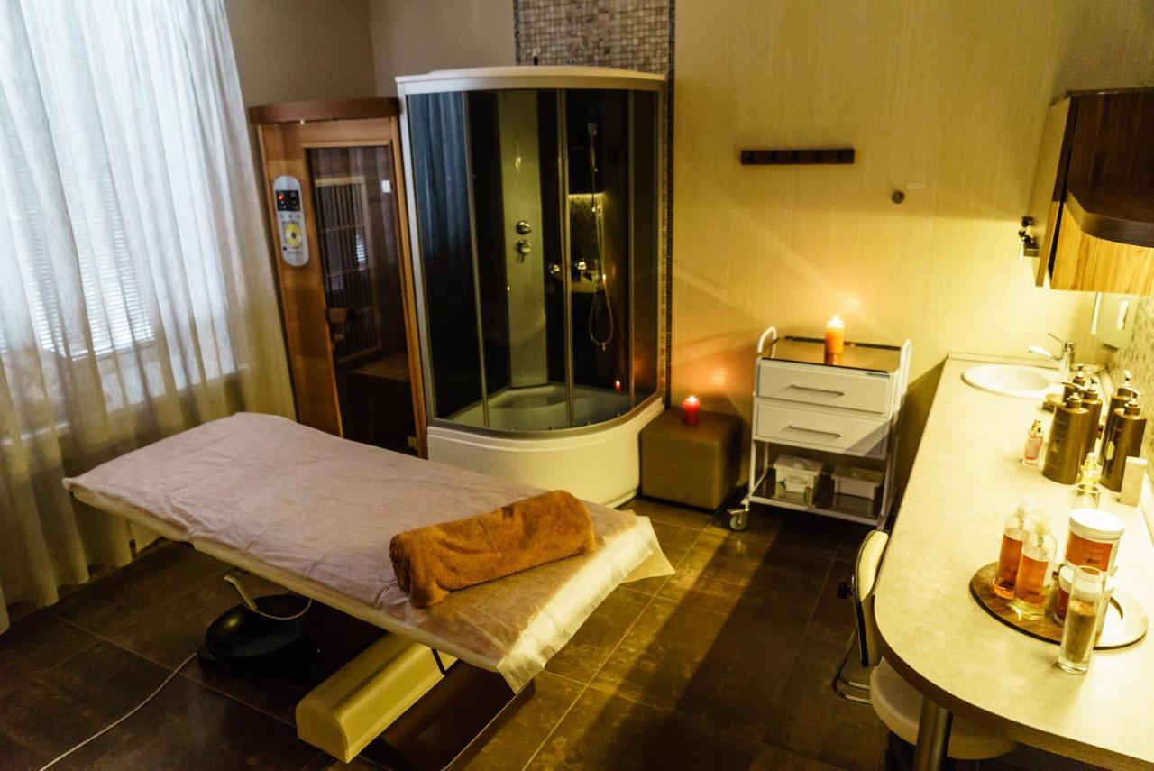 Isloch Park Hotel Rakaw Luaran gambar
