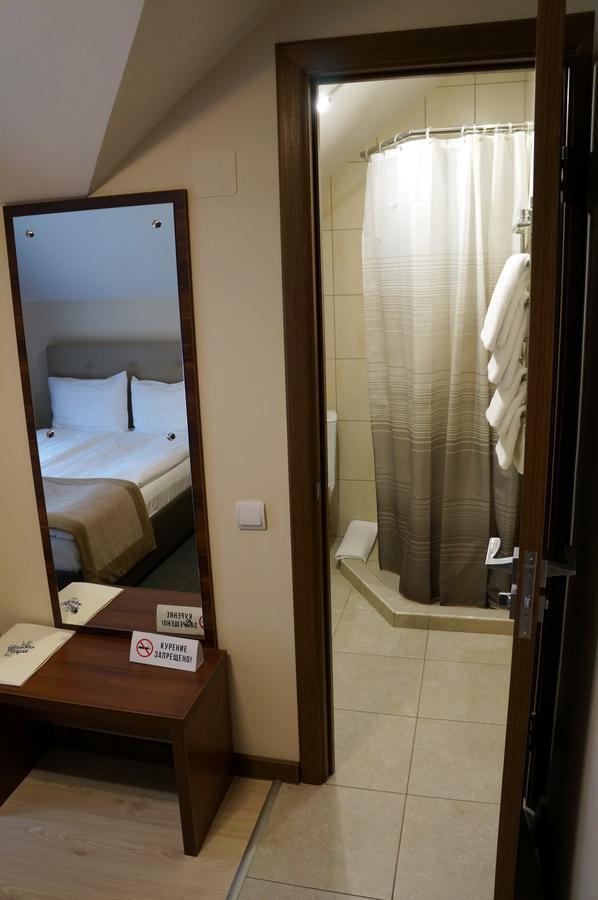 Isloch Park Hotel Rakaw Luaran gambar